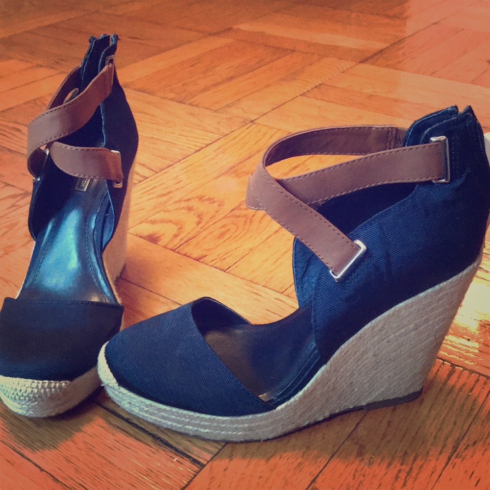 BCBG Wedges